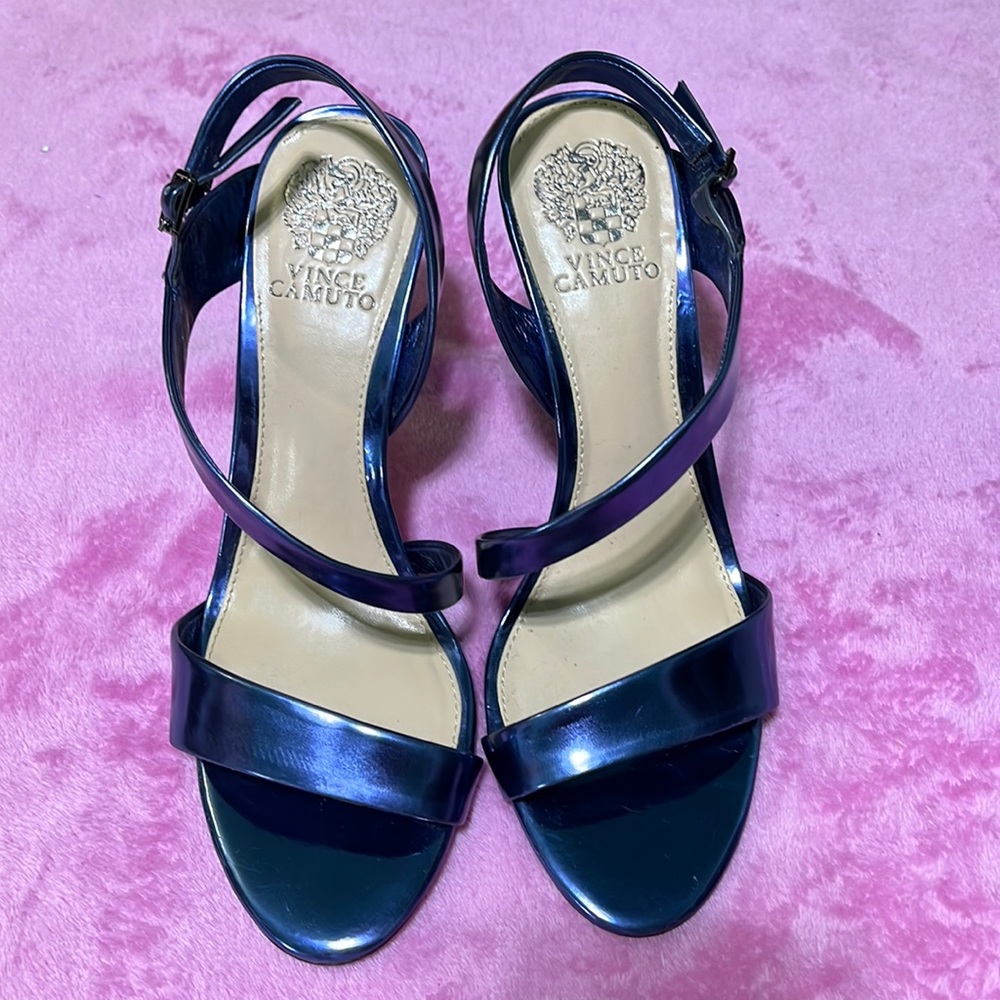 Vince Camuto Sandals